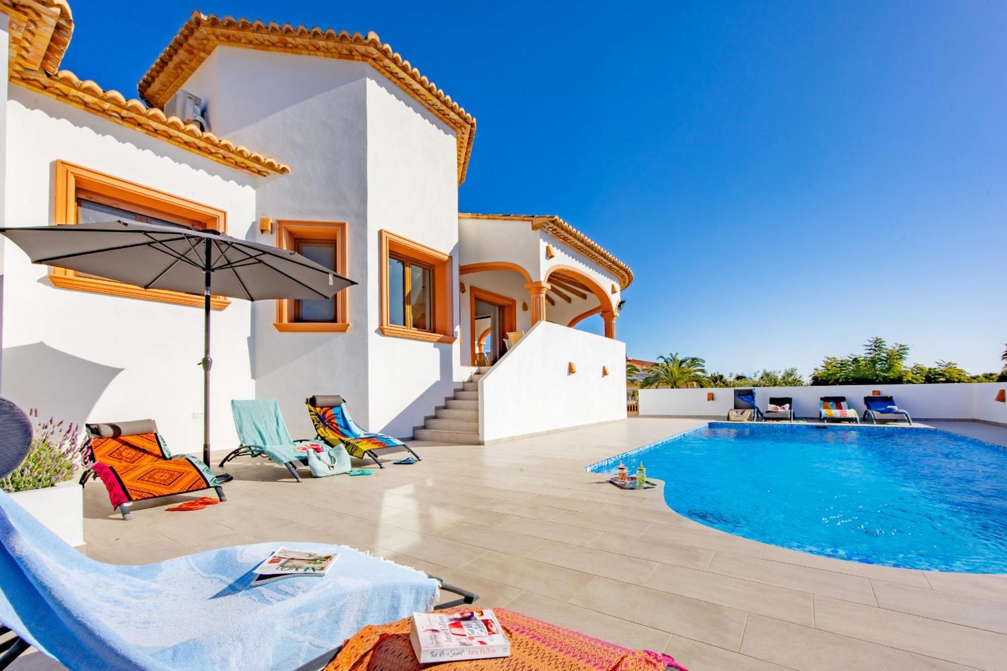 Villa Altamira - Plusholidays Кальпе Екстер'єр фото